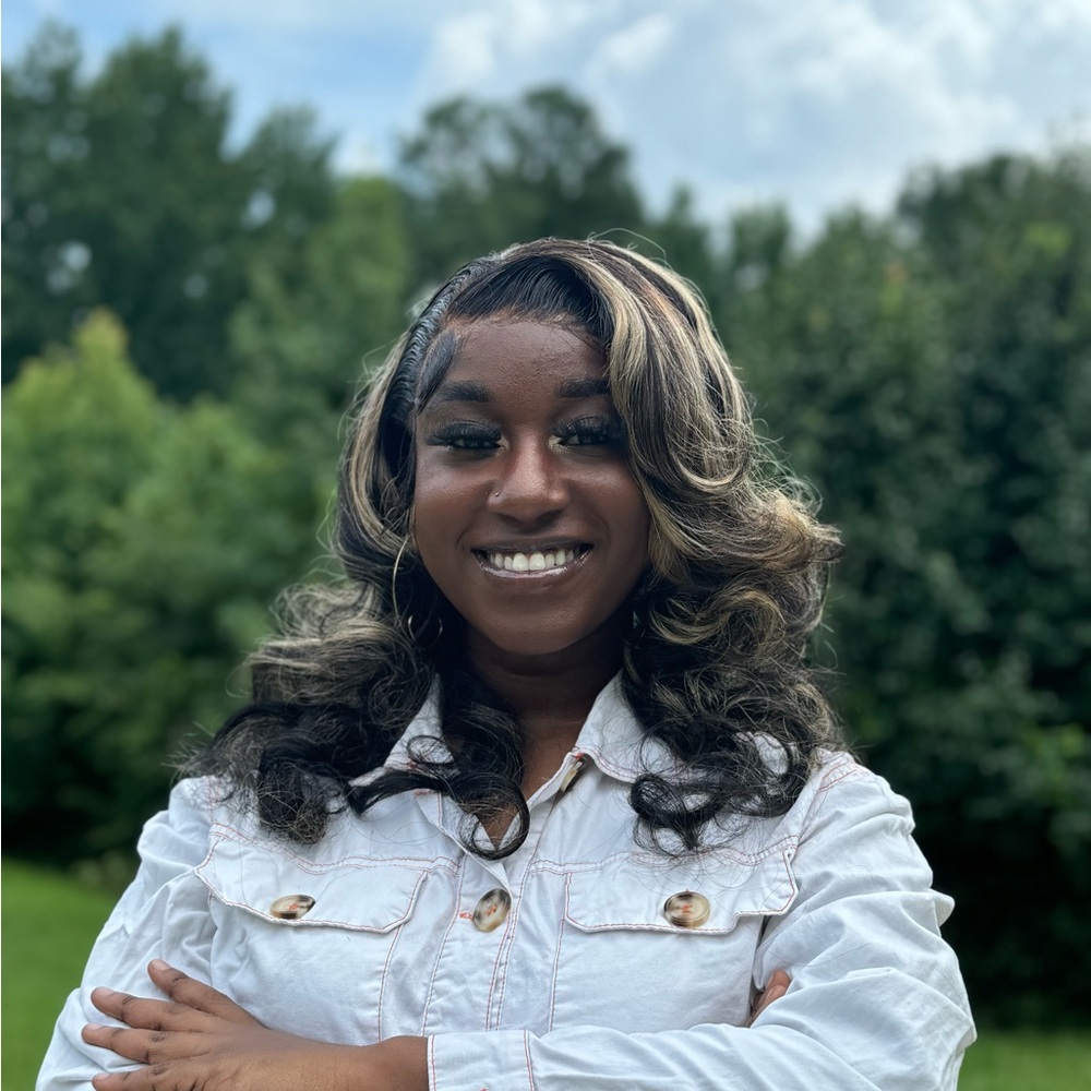 Meet your Posher, Darrica